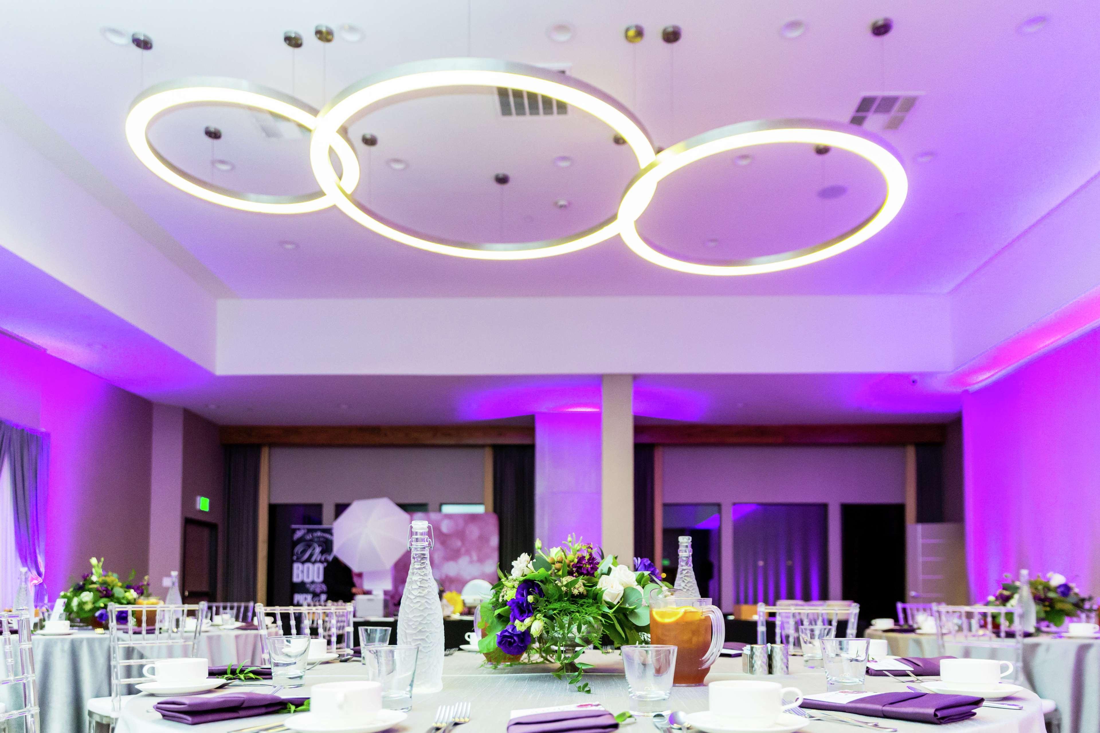 Hotel Doubletree By Hilton Pomona Exteriér fotografie