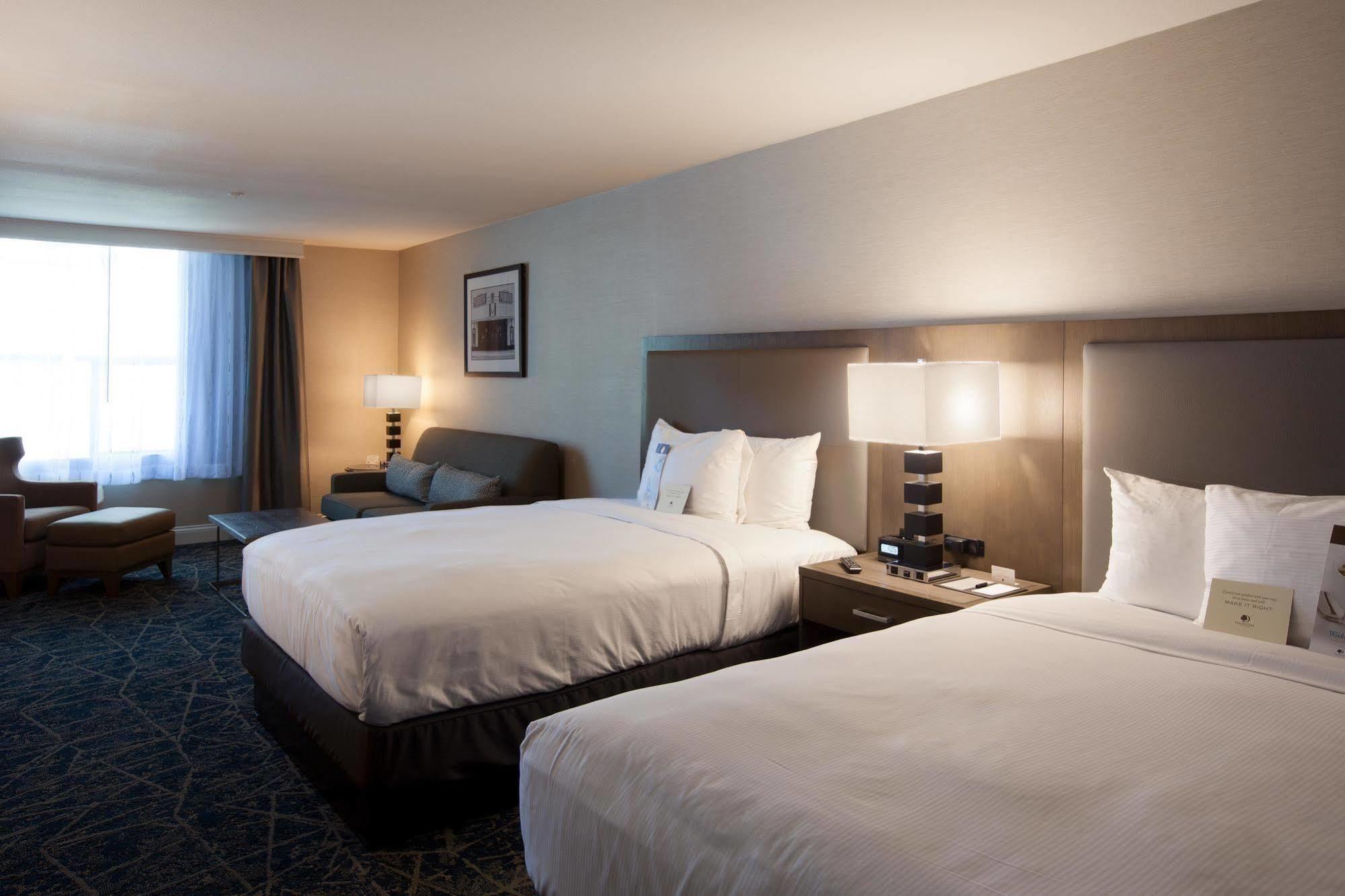 Hotel Doubletree By Hilton Pomona Exteriér fotografie